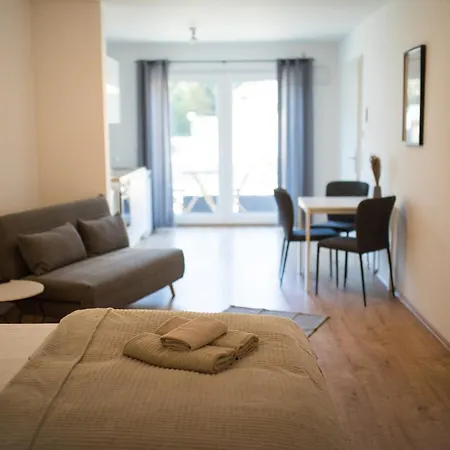 Hugos Design House Am Waldrand - Ruhig & Modern Apartman *