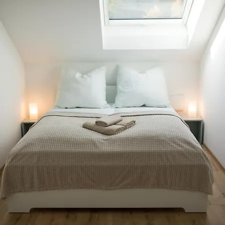 Hugos Design House Am Waldrand - Ruhig & Modern Apartman