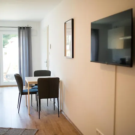 Hugos Design House Am Waldrand - Ruhig & Modern *
