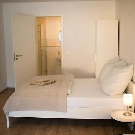 Hugos Design House Am Waldrand - Ruhig & Modern Apartman Bensheim