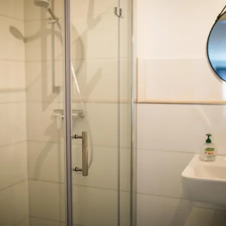 Apartament Hugos Design House Am Waldrand - Ruhig & Modern *